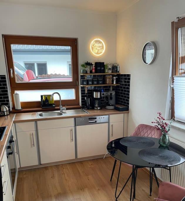Cozy Wilkipartment Bis 4 Pers - Hund - Netflix - Wlan - Wintergarten - Coffeebar - Popcorn Verl Zewnętrze zdjęcie